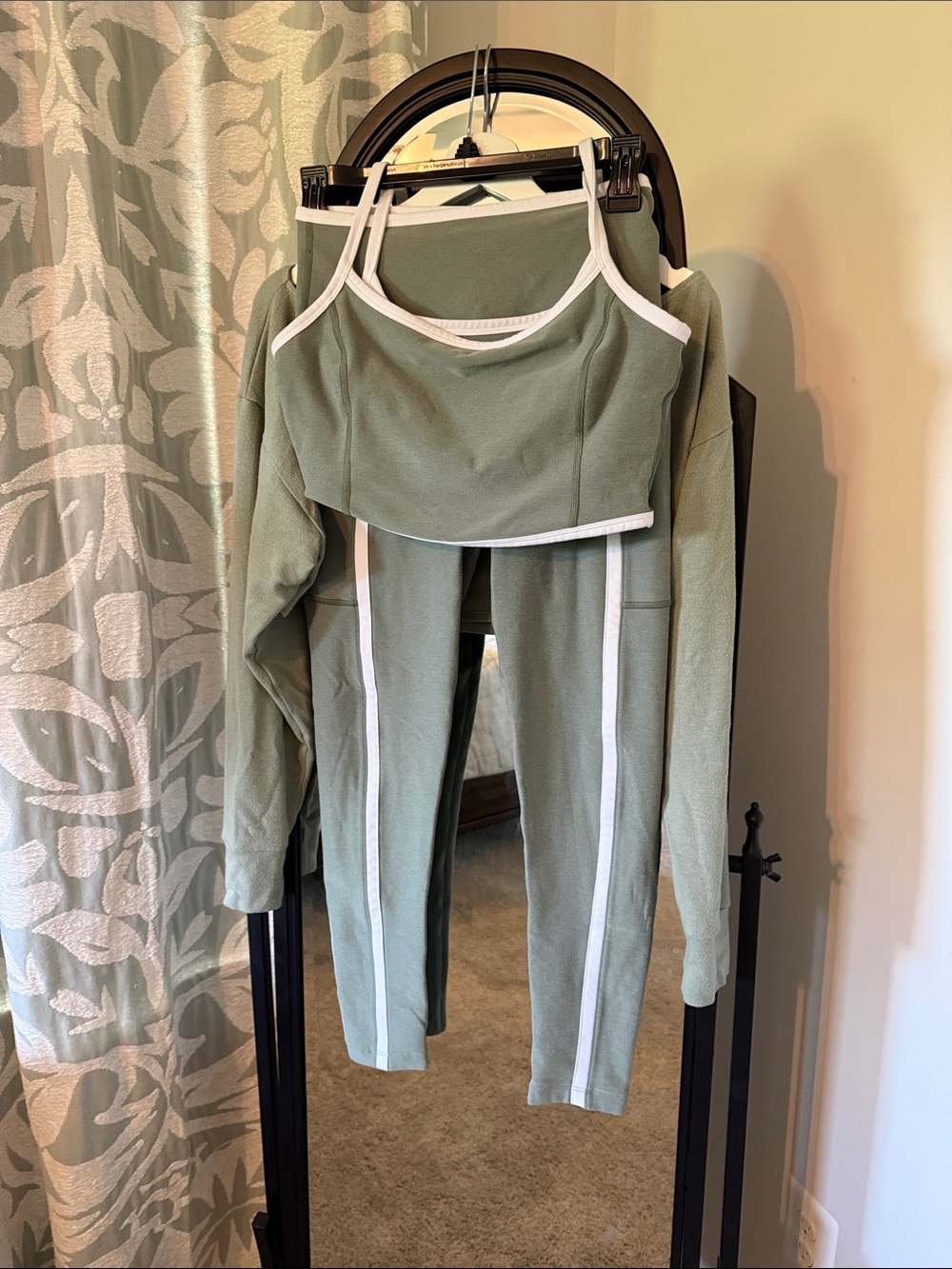 Beyond Yoga Sage Green Leggings, Crop Tank & Jacket Set with White Trim